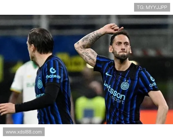 国米恢复训练恰尔汗奥卢与巴雷拉回归合练展现良好状态